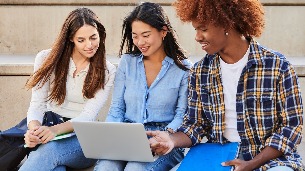 Quels sont les meilleurs PC portables pour étudiants ?